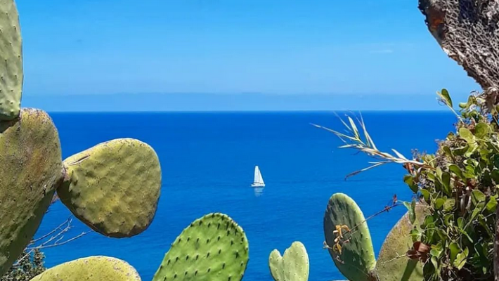 Giro in Barca a Vela Eolie e Messina - VENTODAMARE